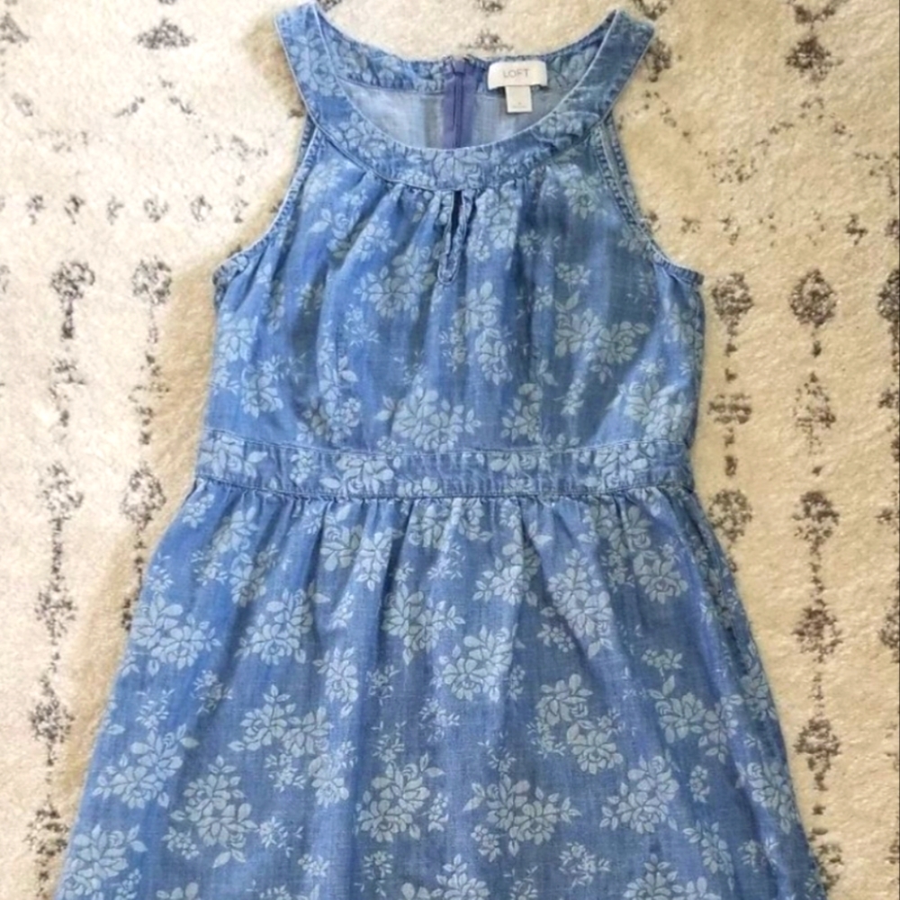 LOFT Dress Medium Womens Floral Lightweight Casual Dress